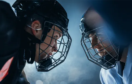 Paano magsuot ng helmet ng hockey