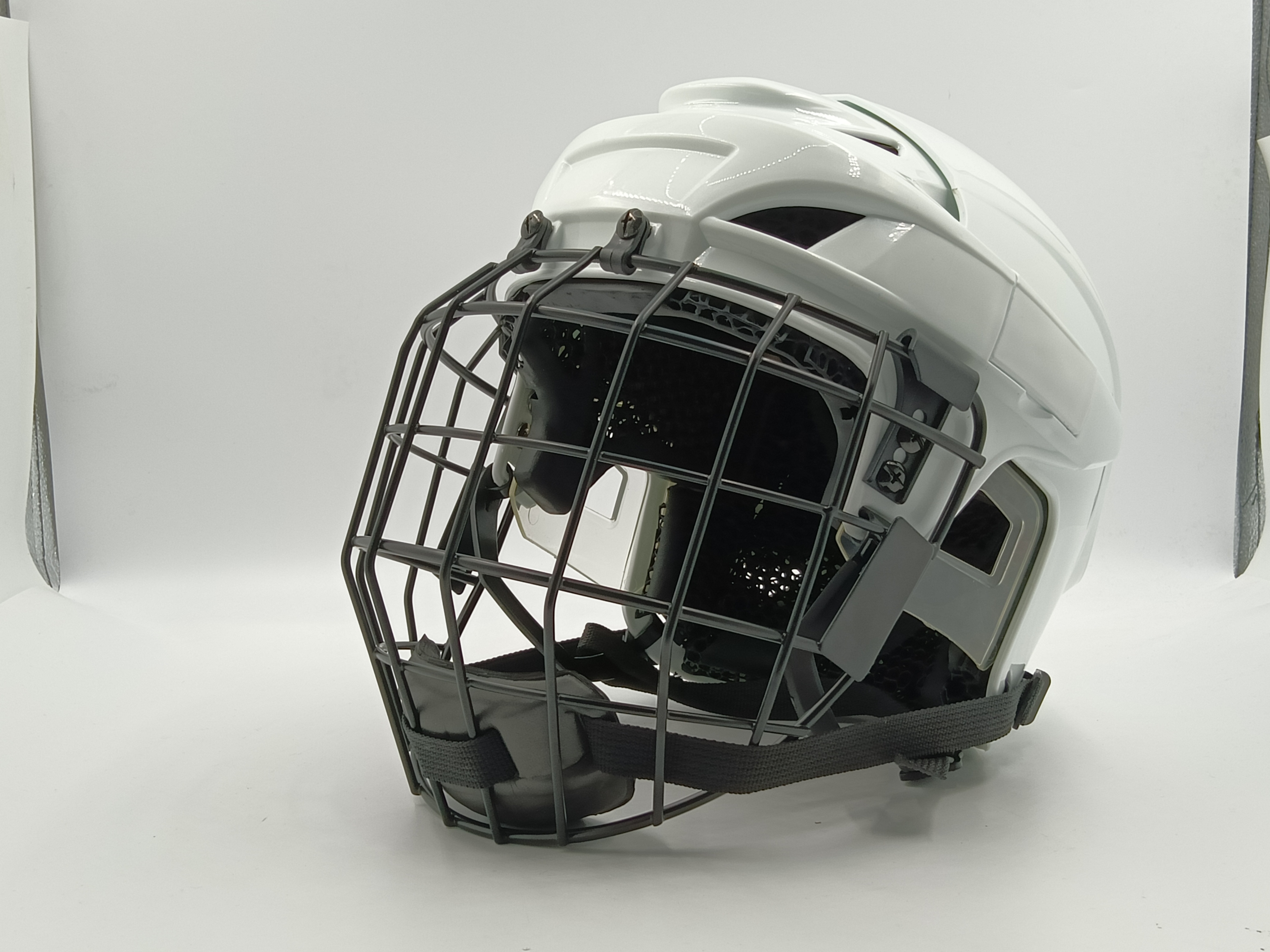 (NEW)Gy Revolutionizes Ice Hockey Masks na may Revolutionary 3D Lattice Printing Technology